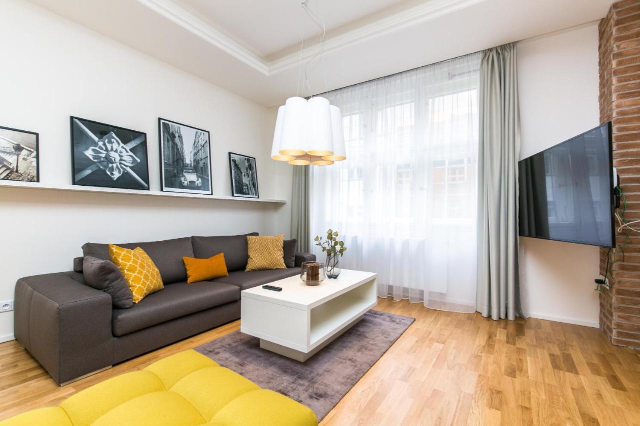 Unique Old Town Apartments At Palace Dlouha Prague Ngoại thất bức ảnh