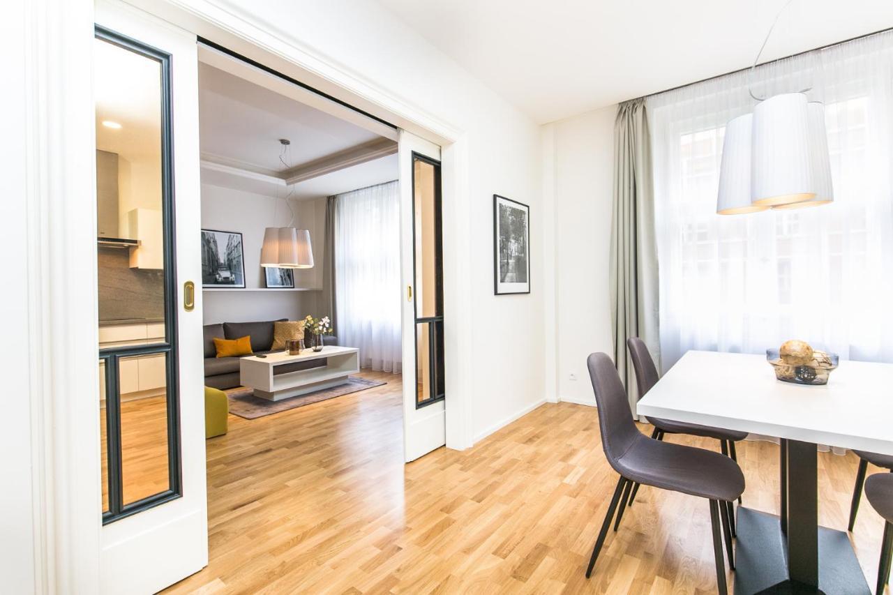 Unique Old Town Apartments At Palace Dlouha Prague Ngoại thất bức ảnh