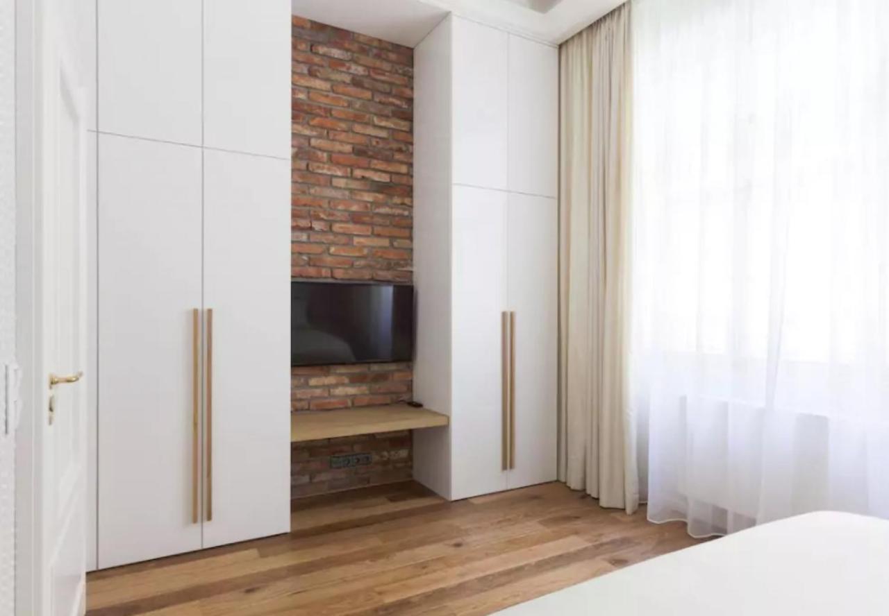 Unique Old Town Apartments At Palace Dlouha Prague Ngoại thất bức ảnh